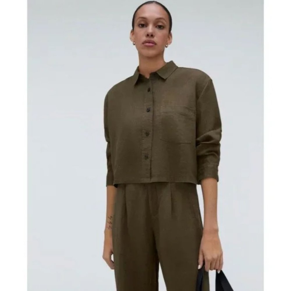 Everlane Cropped Linen Button-Down